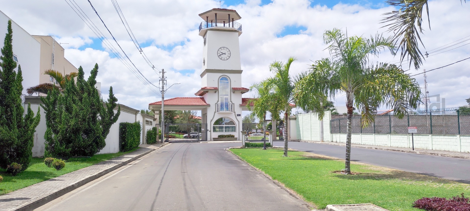 LOTE EM CONDOMÍNIO