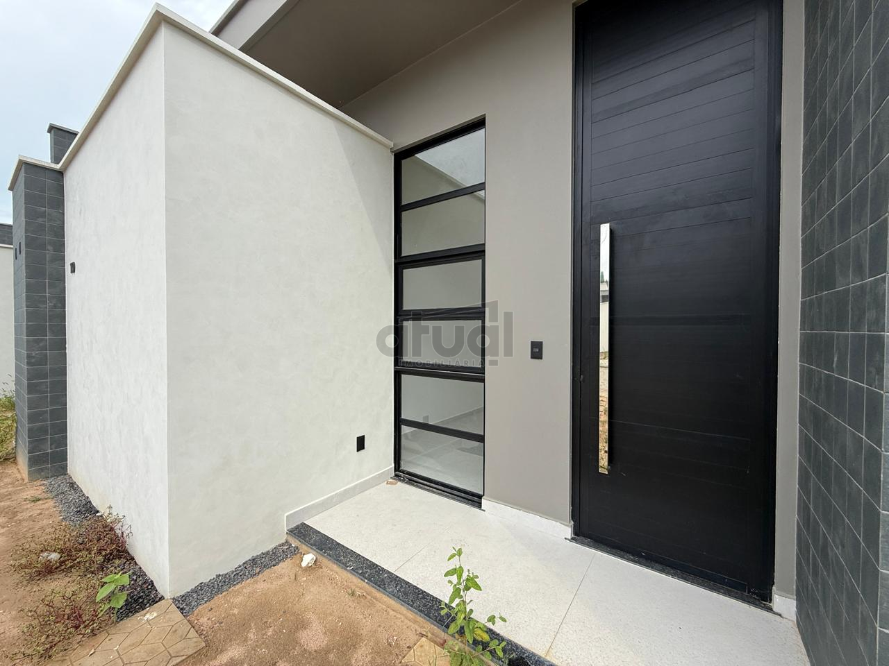 CASA EM CONDOMÍNIO