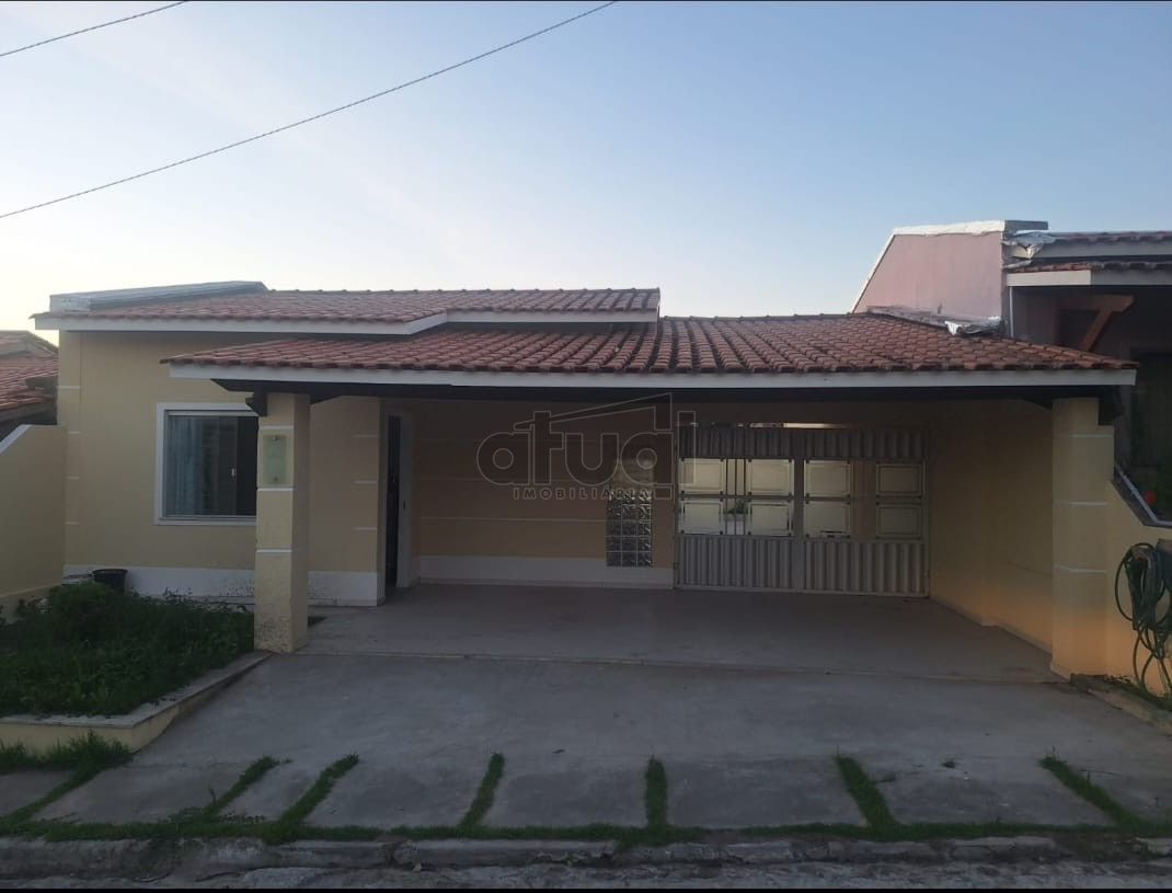 CASA EM CONDOMÍNIO