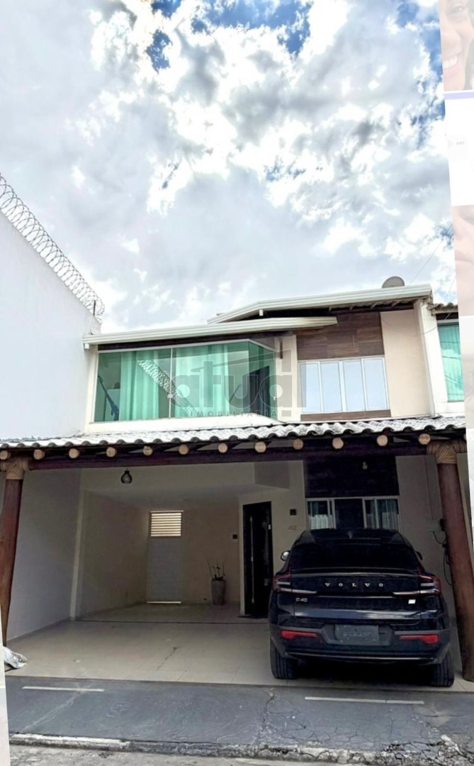 CASA EM CONDOMÍNIO