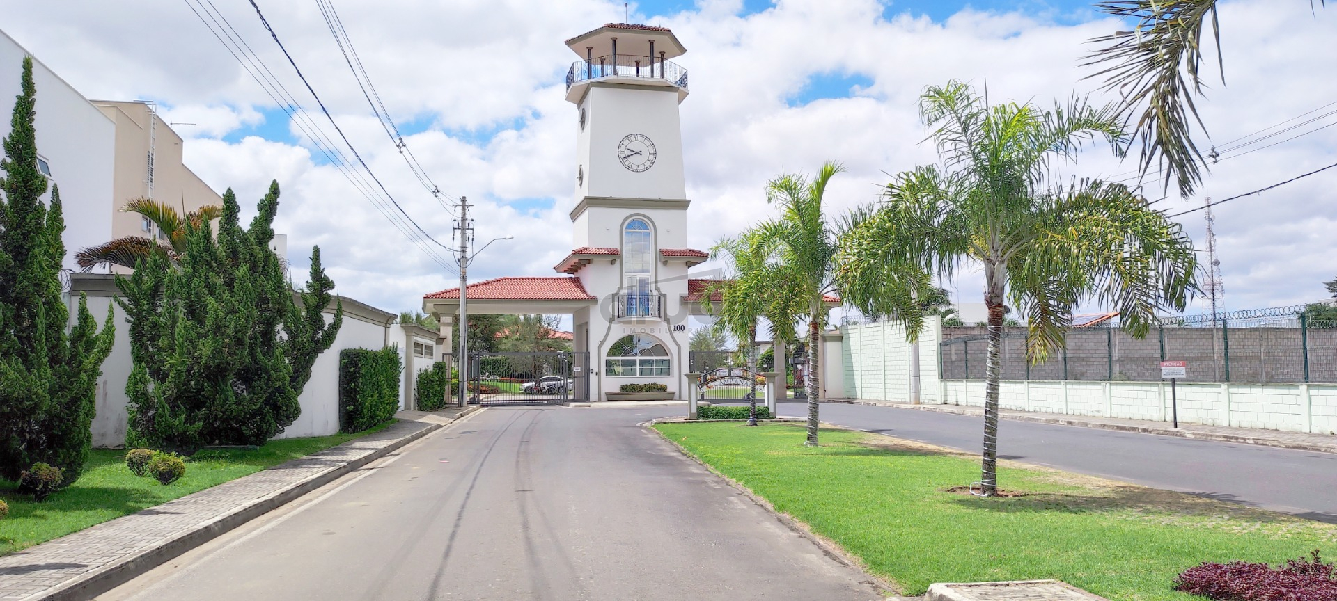 LOTE EM CONDOMÍNIO