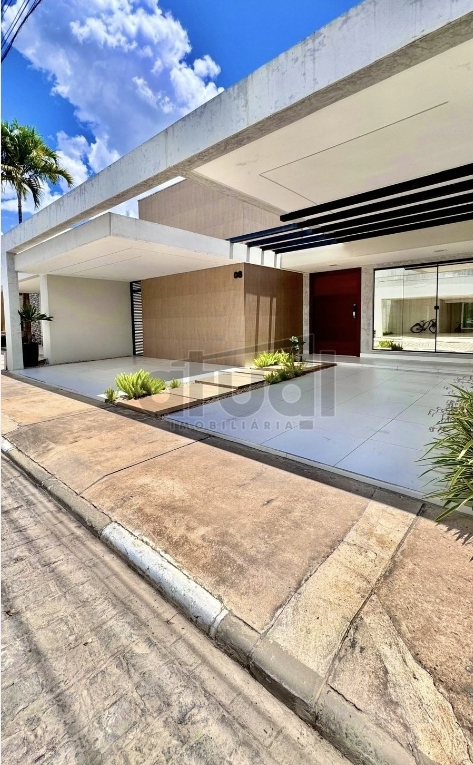 CASA EM CONDOMÍNIO
