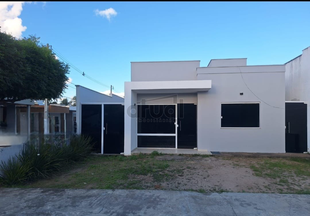 CASA EM CONDOMÍNIO